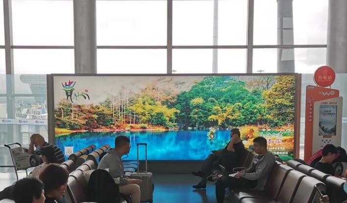 贵阳机场广告